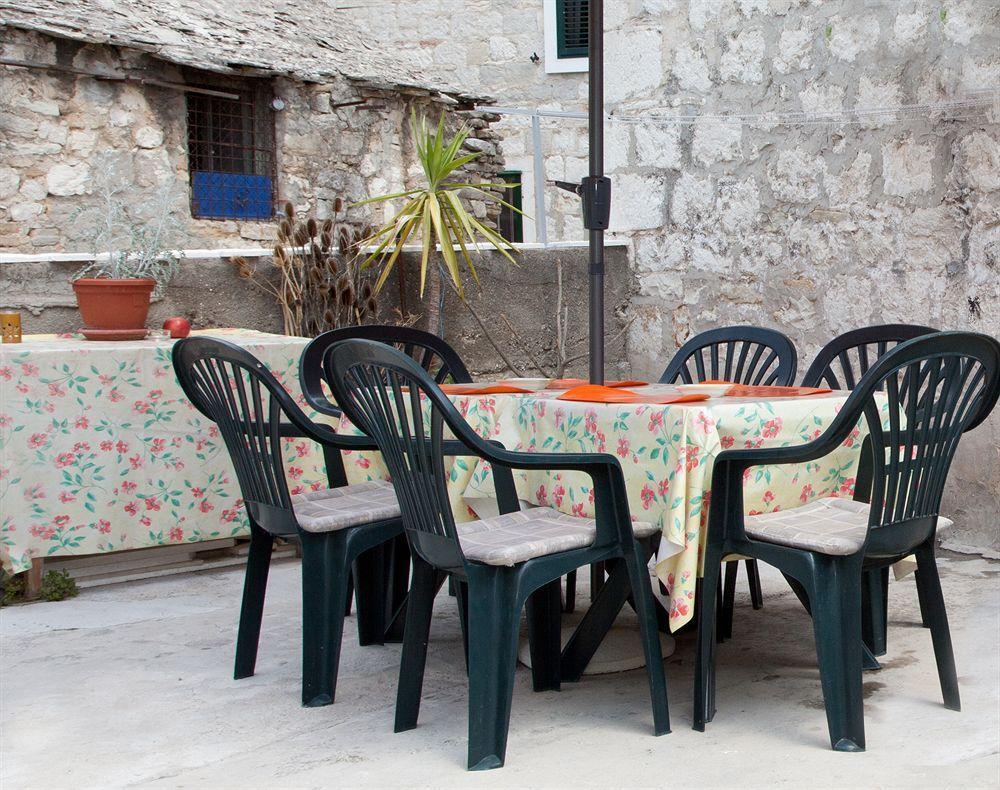 Central Old Town Rooms Split Exterior foto