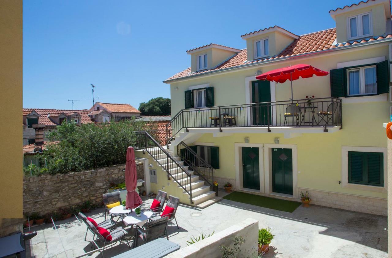 Central Old Town Rooms Split Exterior foto