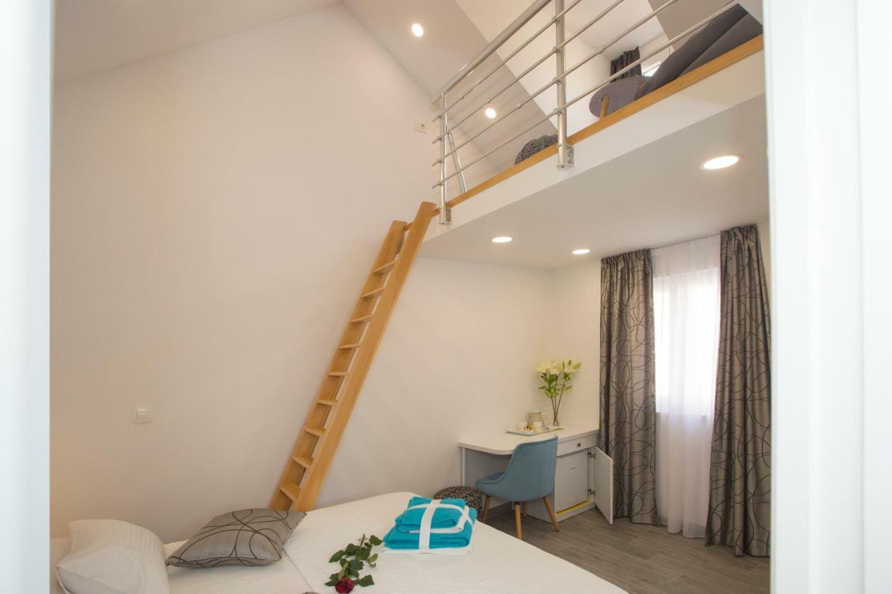 Central Old Town Rooms Split Exterior foto